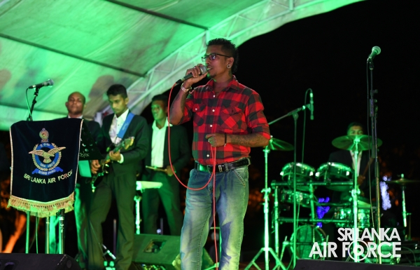 WAR VETERAN INMATES HONOURED BY COMMANDER OF THE AIR FORCE AT ‘MIHINDU SETH MEDURA’, ATTIDIYA